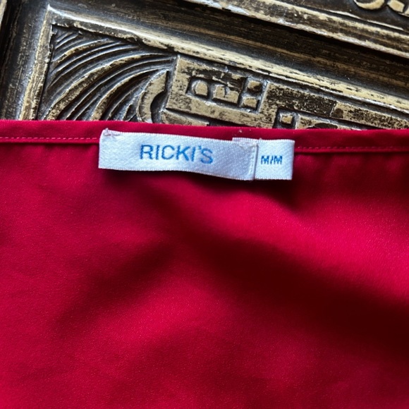 Ricki’s size medium red sleeveless blouse - Picture 5 of 8